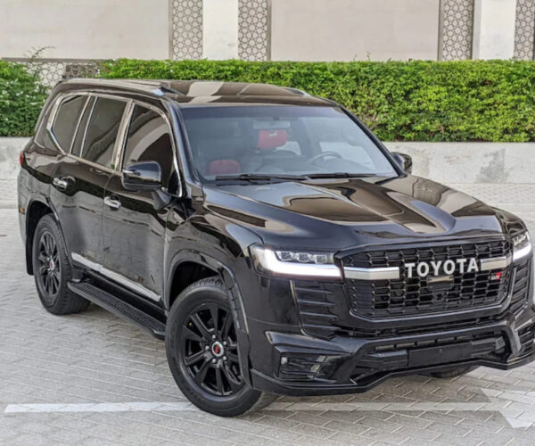 Toyota Land Cruiser VXR Facelift 2024