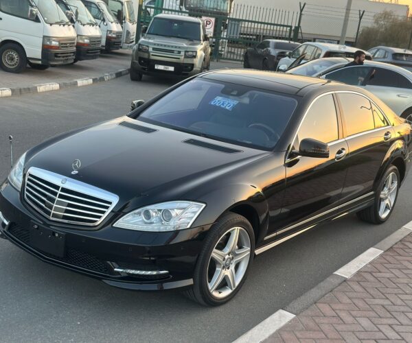 Mercedes-Benz S550