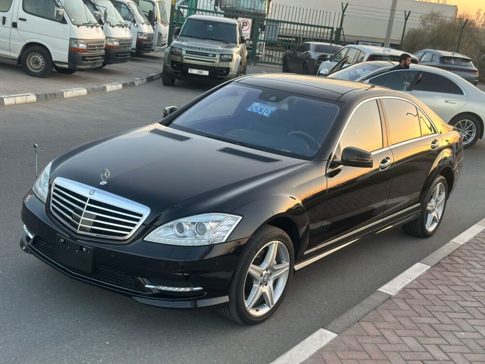 Mercedes-Benz S550