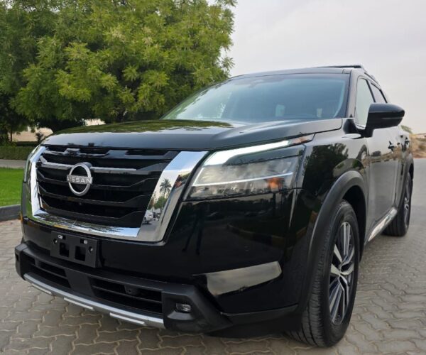 Nissan Pathfinder Platinum