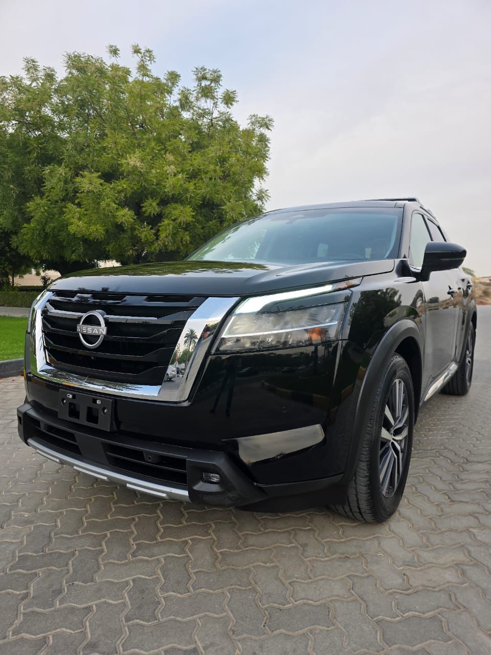 Nissan Pathfinder Platinum