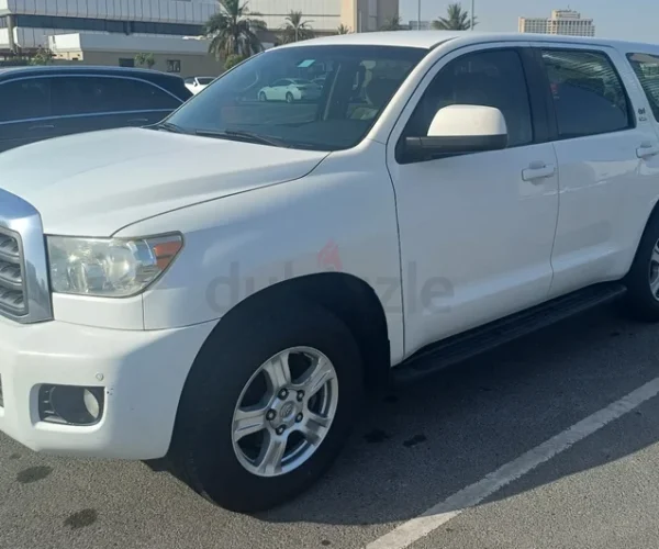 Toyota Sequoia SR5